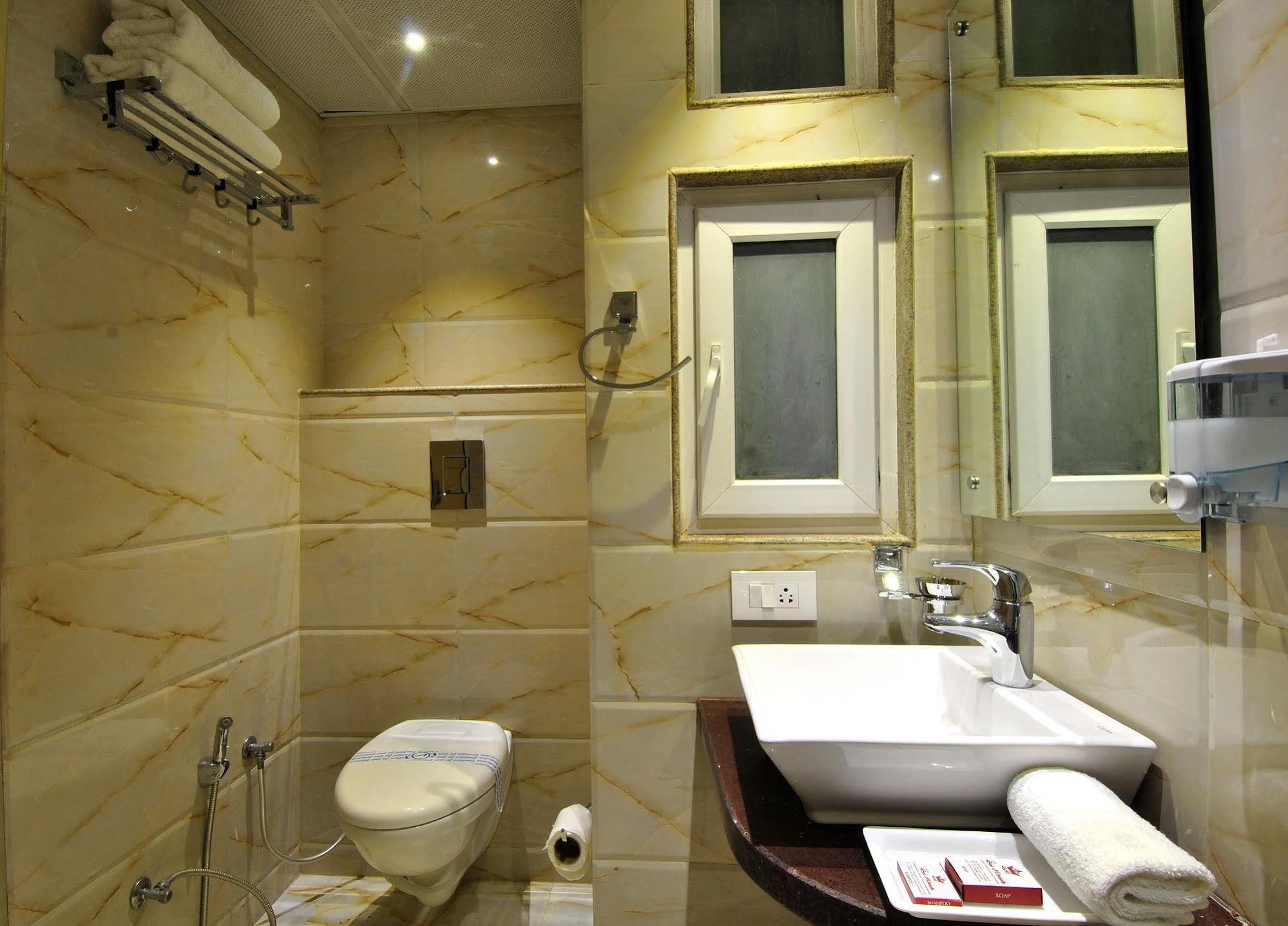 מלון ניו דלהי Sai Miracle - Luxury Living מראה חיצוני תמונה